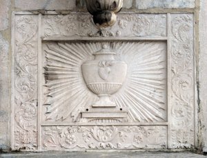 تمثيل الكأس المقدسة في كاتدرائية ميلانو (Duomo di Milano) بواسطة المدرسة الايطالية