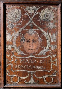 لوحة خشبية مزخرفة بوجه ونقش "Santa Maria delle Gracia" ، sacristy del bramante 1429-1481 Basilica di Santa Maria delle Grazie ميلان (مقعد خشبي مزين بوجه ونقش "Santa Maria delle Gracia" "، Bramante Sacrist بواسطة المدرسة الايطالية