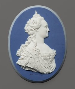 ميدالية بورتريه للإمبراطورة كاثرين الثانية من روسيا ، c.1775 (jasperware) بواسطة جيه وبنتلي ويدجوود