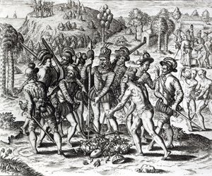 الإسبان يتلقون الهدايا من الهنود ، من "التاريخ" ، 1598 ، نقشها تيودور دي بري (1528-98) بواسطة جاك لو موين