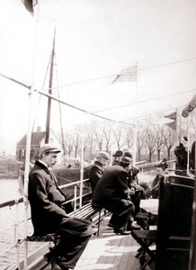 ركاب القوارب ، برويك ، هولندا ، 1898. بواسطة جيمس باتكين