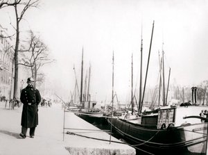 شرطي من قناة ، روتردام ، 1898. بواسطة جيمس باتكين