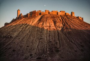  بواسطة جيمس إل ستانفيلد