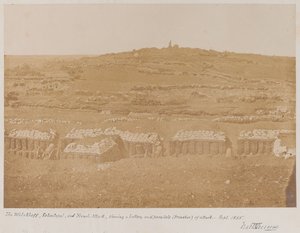 منظر من Mamelon نحو Malakhov ، 1855 بواسطة جيمس روبرتسون