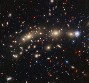 MACS 0416 (Hubble ACS وWFC3 + صورة Webb NIRCam) بواسطة تلسكوب جيمس ويب الفضائي (ناسا)