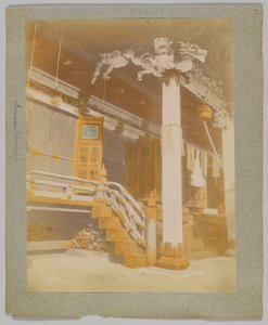 Tōshō-gū, Nikko, Japan (hand-coloured b/w photo) بواسطة مصور ياباني