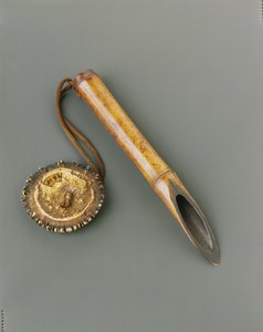 جهاز اختبار الأرز (كومي ساشي) ، أواخر القرن الثامن عشر (الخيزران والعظام) بواسطة المدرسة اليابانية