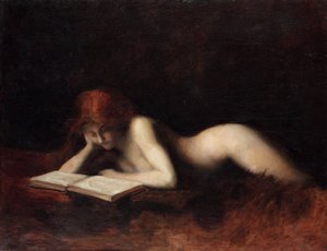 مستلقية امرأة عارية تقرأ كتابا