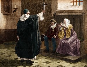 المحقق الإسباني الكبير ، فراي توماس دي توركويمادا (1420-1498) ، من بين الملوك الكاثوليك فرديناند الثاني وإيزابيلا الأولى من قشتالة