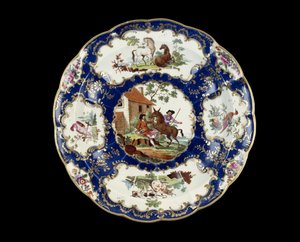 طبق دائري 1768-1770 (ستيتتيك بورسلين)