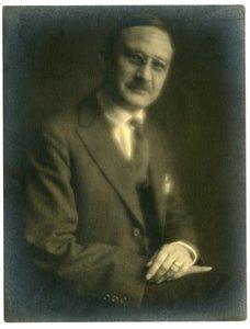 Hill Tolerton ، c.1905-20 (صورة فضية الجيلاتين) بواسطة جيسي تاربوكس بيلز