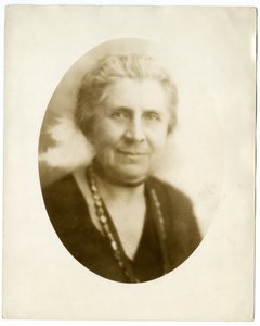 إيدا تاربيل ، c.1905-40 (صورة فضية جيلاتينية) بواسطة جيسي تاربوكس بيلز