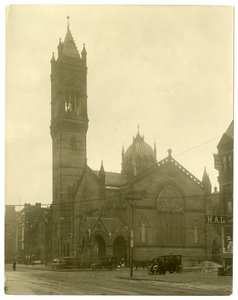 الكنيسة الجنوبية القديمة ، بوسطن ، الولايات المتحدة الأمريكية ، حوالي 1902-10 (صورة فضية للجيلاتين) بواسطة جيسي تاربوكس بيلز