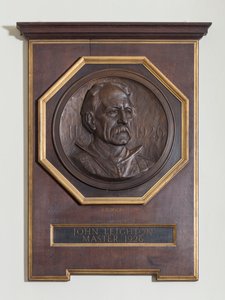 Medal featuring John Leighton بواسطة جون ليتون