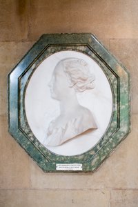 نقش بارز لمارغريت كافنديش ، دوقة بورتلاند لاحقًا ، حوالي 1723 (رخام)