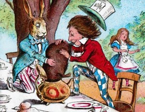 يحاول Mad Hatter و March Hare وضع Dormouse في إبريق الشاي ، c1910 بواسطة جون تينيل