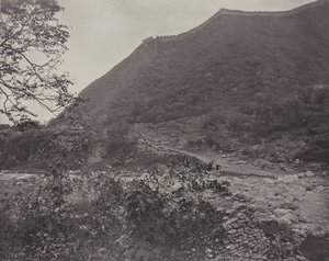 منظر السور العظيم ، الصين ، ج. 1871. بواسطة جون طومسون