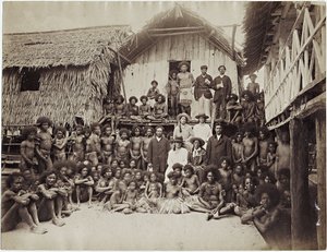 ميشن هاوس باريماتا ، أروما ، غينيا الجديدة ، 1885 (طبعة زخرفية) بواسطة جون دبليو ليندت