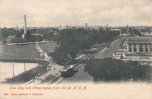 "The City and Chowringhee from the YMCA" ، أوائل القرن العشرين.