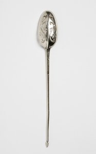 ملعقة استنزاف ، c.1725 (فضي)
