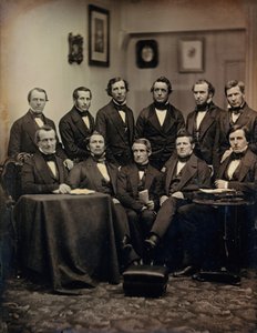 بوسطن محامون أو رجال دين ، كاليفورنيا. 1850. المؤلفون: يوشيا جونسون هاوز ، ألبرت ساندز ساوثوورث. بواسطة يوشيا جونسون هاوز ، ألبرت ساندز ساوثوورث