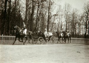 القيصر نيكولاس الثاني و Tsarina Alexandra Fyodorovna من روسيا في عربة ، أوائل القرن العشرين