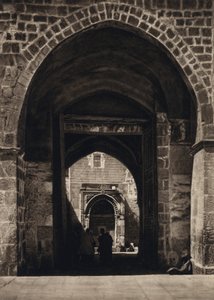 القدس ، مدخل مكان الهيكل (b / w photo)
