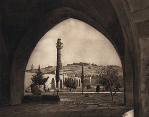 القدس ، منظر لجبل الزيتون من مكان الهيكل (صورة b / w)