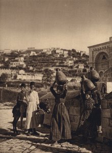 الناصرة ، بئر مريم (b / w photo)