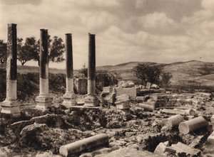 السامرة ، أطلال قصر هيرودس (b / w photo)