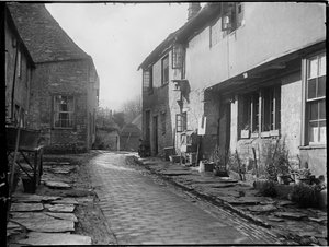 Old George Yard ، Burford ، Oxfordshire ، 22 أبريل 1924 - 06 مايو 1924 (b / w photo)