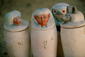  بواسطة كينيث جاريت