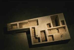  بواسطة كينيث جاريت