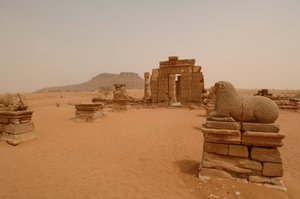  بواسطة كينيث جاريت