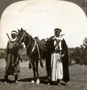 شيخ وحارسه الشخصي ، سوريا ، القرن العشرين.