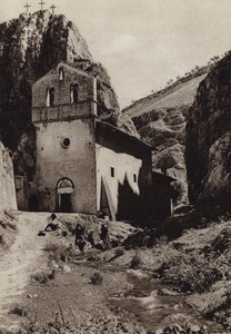 إيطاليا: Val di Rajale ، Abruzzi (b / w photo) بواسطة كيرت هيلشر