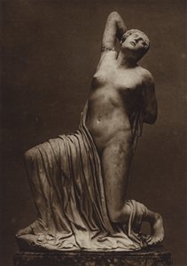 روما: المتحف الوطني ، نيوبيد (b / w photo) بواسطة كيرت هيلشر