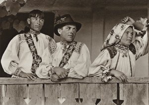 رومانيا: Boinesti ، في الشرفة (صورة b / w) بواسطة كيرت هيلشر