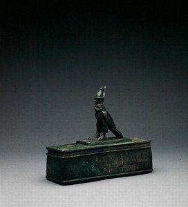وعاء الصقر (البرونز) (البرونز) بواسطة العصر المتأخر المصري