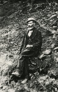Jean-Antoine Carrel (1829-1890 Valtournenche), Aosta Valley mountaineer, who made first ascent to the summit of Matterhorn from Italian side, August 16 بواسطة غير معروف غير معروف