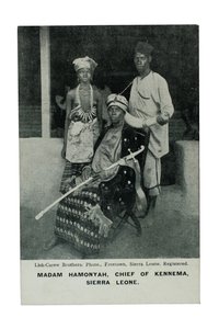 مدام حمونية ، رئيسة كينيما ، سيراليون ، c.1905-07 بواسطة ليسك كارو براذرز