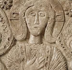 علم آثار العصور الوسطى (العصور الوسطى). الفن البربري في لومباردي: تفاصيل المسيح ، إرتفاع منخفض لمذبح الدوق راشيس. النحت ، الفن اللومباردي ، 737-744. Cividale del Friuli ، متحف Chretien ، كنز الكاتدرائية