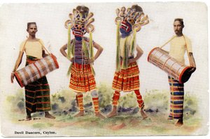 Devil Dancers ، سيلان ، c.1900-20 (صورة ملونة يدويًا)