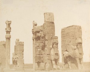 البوابة القديمة لبرسيبوليس] ، 1858. بواسطة لويجي بيسشي
