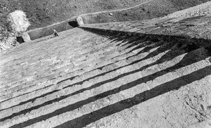  بواسطة لويس ماردن