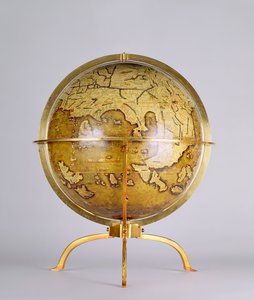 الكرة الأرضية ، أحد الزوجين المعروفين باسم الكرة الأرضية "بريكسين" ، حوالي 1522 (قلم وحبر وألوان مائية وغواش على الخشب) بواسطة مارتن (سي 1470-1521) (بعد) فالدسمولر