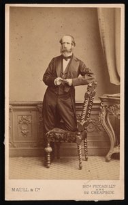 صورة لأندرو ديكسون موراي 1812-1878 ، قبل عام 1878.