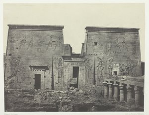 دروموس وفيلونس، معبد إيزيس الكبير في بيلون؛ النوبة، اللوحة 72 من ألبوم "مصر والنوبة وفلسطين وسوريا" (1852) بواسطة ماكسيم دو كامب