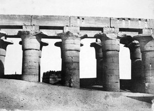أطلال المعبد ، مصر ، 1852. بواسطة ماكسيم دو كامب
