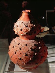 مزهرية على شكل يقطينة (فخار) بواسطة المدرسة المكسيكية